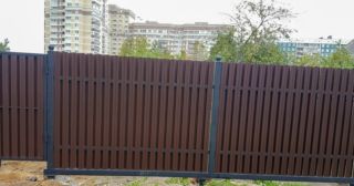 Купить распашные ворота из штакетника Губаха, цена от 2729 руб.