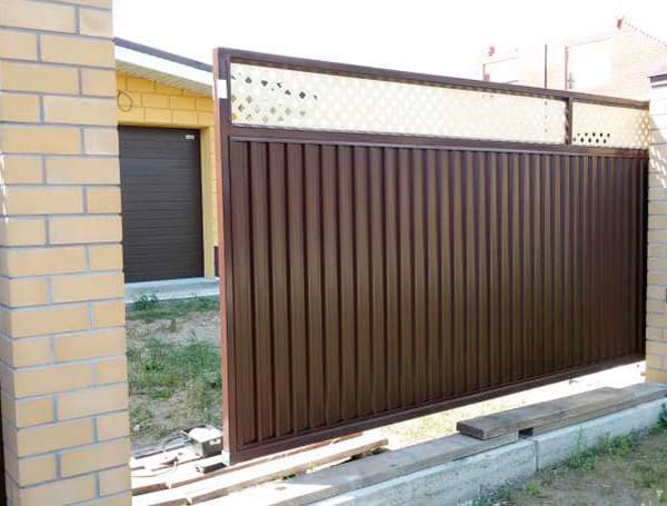 Эстетика и Надежность: Ворота Grand Line для Вашего Дома в Губахе от 36864 руб
